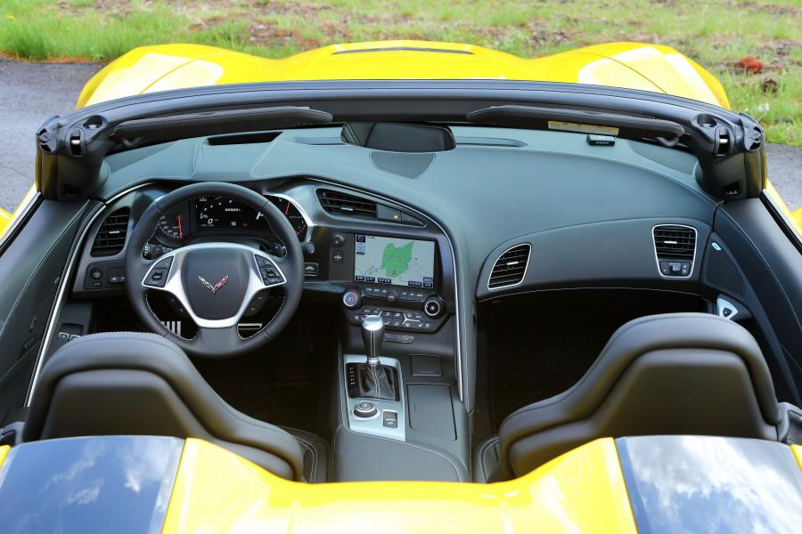  Chevrolet Corvette Stingray Convertible 2013 года  (JP) (фото 7 из 14)